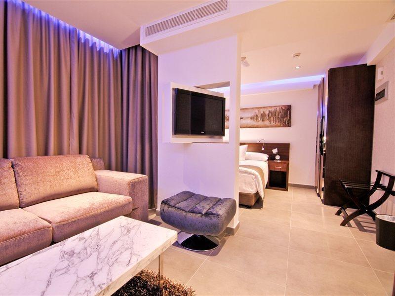 Achilleos Hotel 2*